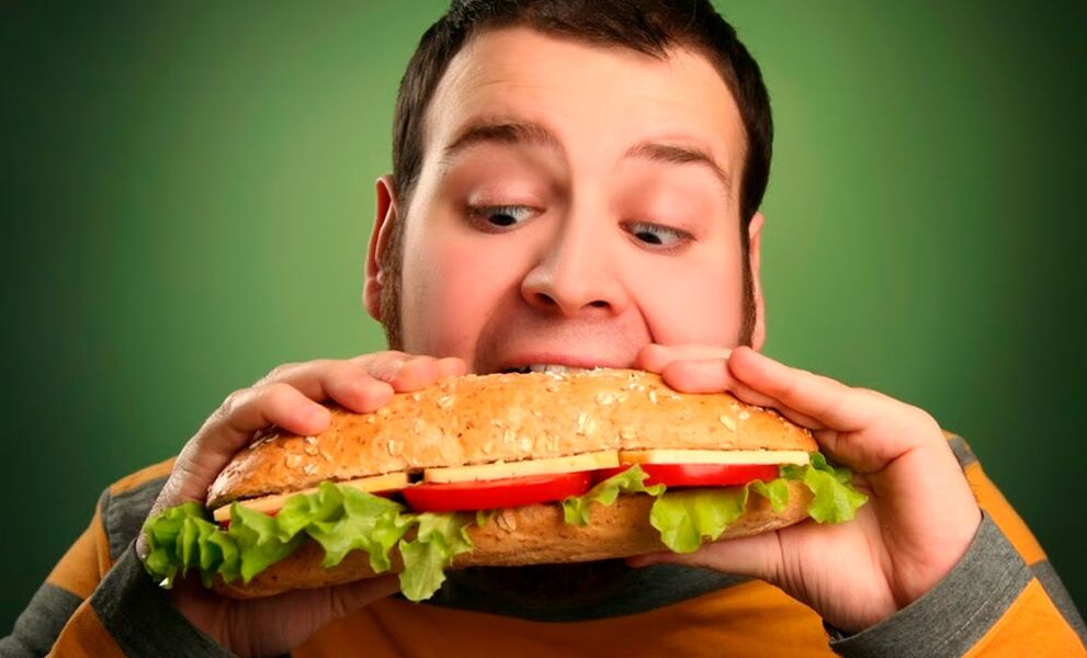 Il fast food nella dieta di un uomo porta all'impotenza