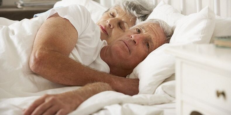 Un uomo sopra i 50 anni ha paura dell'impotenza